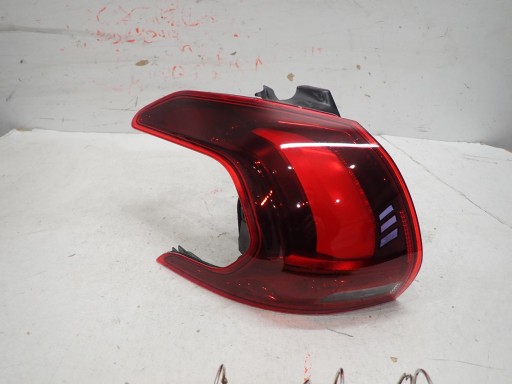 LAMPA FAR ZADNJI ZADNJA LIJEVI PEUGEOT 2008 REDIZAJN 2016- LAMPA FAR ZADNJI ZADNJA LIJEVI PEUGEOT 2008 REDIZAJN 2016-