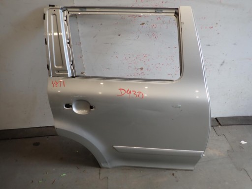 VRATA ZADNJI ZADNJA DESNA SKODA YETI 2009- 5L