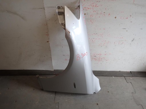 BLATOBRAN PREDNJI LIJEVI LEXUS IS 220 2006-