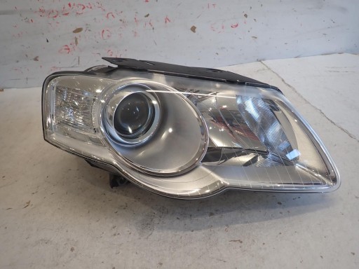 LAMPA FAR PREDNJI DESNI VW PASSAT B6 2005-2010 3C0941006AA
