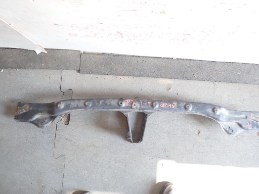 VEZNI LIM PREDNJI GORNJI MITSUBISHI PAJERO 2007-