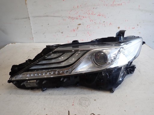 LAMPA FAR PREDNJI LIJEVI TOYOTA CAMRY VIII 2017- FULL LED