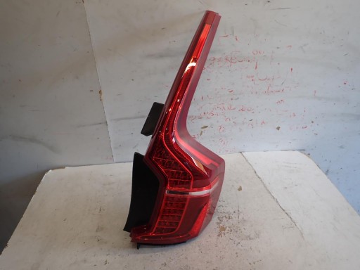 LAMPA FAR ZADNJI ZADNJA  DESNI VOLVO XC90 II 2016- 31655916