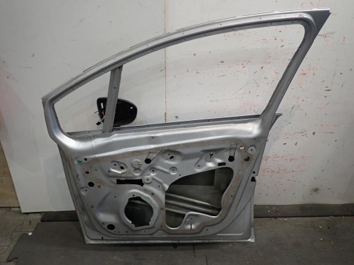 VRATA PREDNJI DESNA OPEL MERIVA B II 2010-