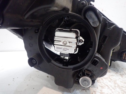 LAMPA FAR PREDNJI LIJEVI HYUNDAI IX35 REDIZAJN 2013- BI-XENON