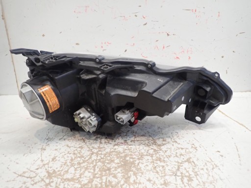 LAMPA FAR PREDNJI LIJEVI TOYOTA GT86 BI-XENON ZAKRETNI