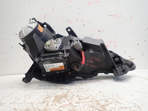 LAMPA FAR PREDNJI LIJEVI TOYOTA GT86 BI-XENON ZAKRETNI