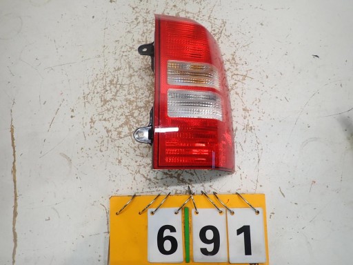 LAMPA FAR ZADNJI ZADNJA  DESNI JEEP PATRIOT 2006-