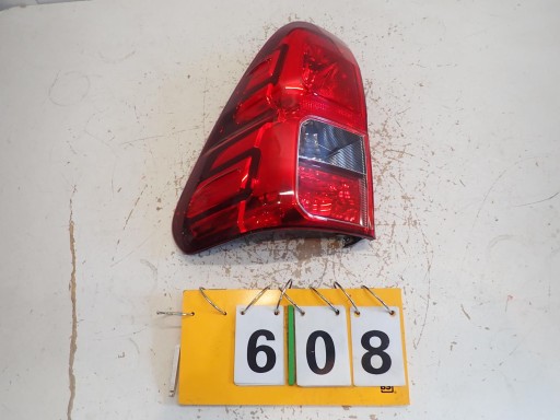 LAMPA FAR ZADNJI ZADNJA  LIJEVI TOYOTA HILUX 2015-