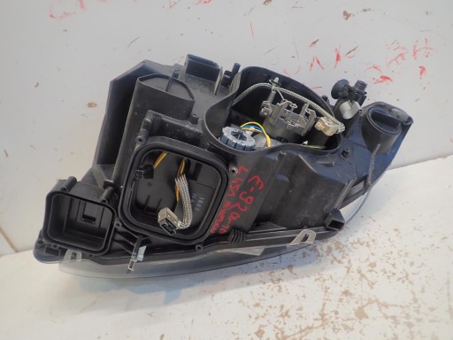 LAMPA FAR PREDNJI DESNI BMW 3 E92 E93 2005-2009 BI-XENON