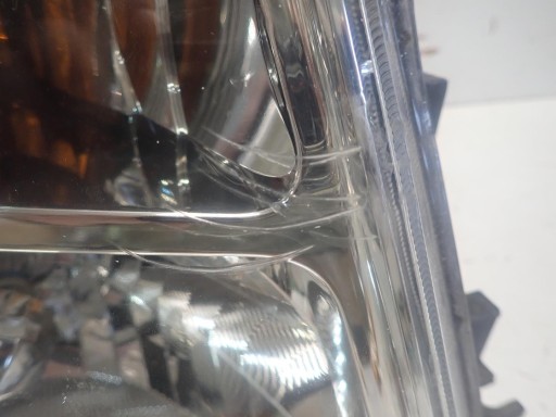 LAMPA FAR PREDNJI DESNI NISSAN NAVARA D40 PATHFINDER 05-