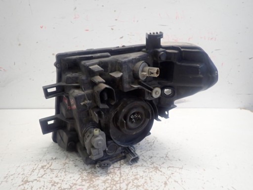 LAMPA FAR PREDNJI DESNI NISSAN NAVARA D40 PATHFINDER 05-