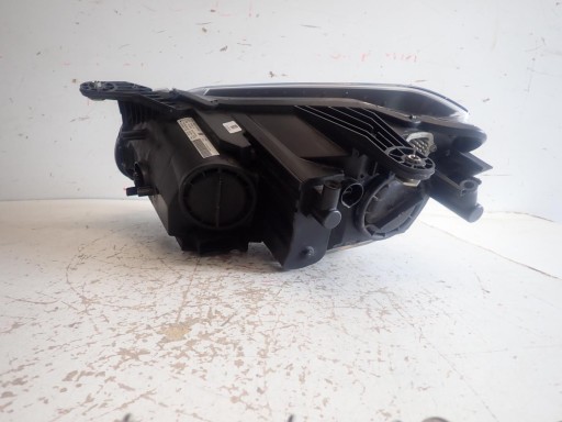 LAMPA FAR PREDNJI DESNI MERCEDES SLK SLC W172 BI-XENON