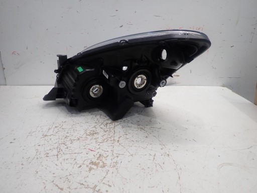LAMPA FAR PREDNJI DESNI TOYOTA COROLLA VERSO REDIZAJN 07-09