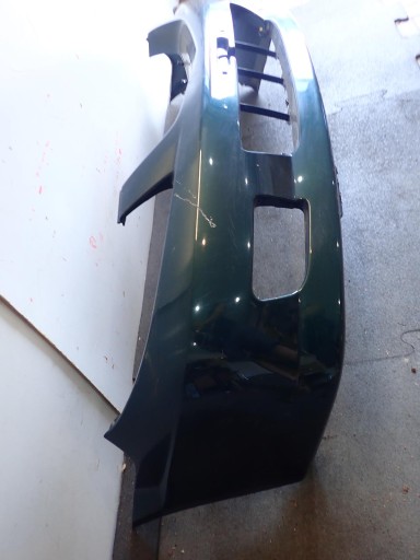 BRANIK PREDNJI MAZDA 323 2001-2004