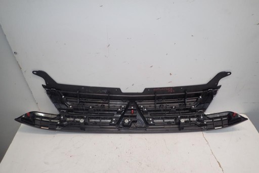 MASKA MITSUBISHI OUTLANDER III REDIZAJN 18-