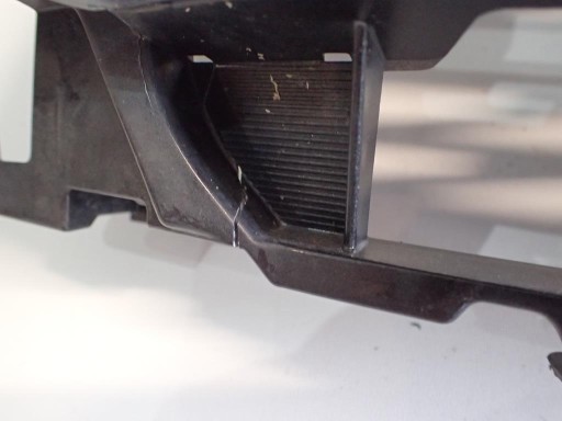 MASKA MITSUBISHI PAJERO IV REDIZAJN 15-