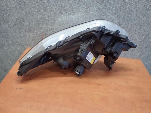 LAMPA FAR PREDNJI LIJEVI NISSAN NAVARA 016-