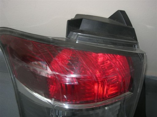LAMPA FAR ZADNJI ZADNJA  DESNI TOYOTA IQ