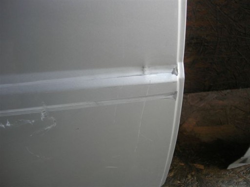 VRATA ZADNJI ZADNJA DESNA VOLVO V70 08-