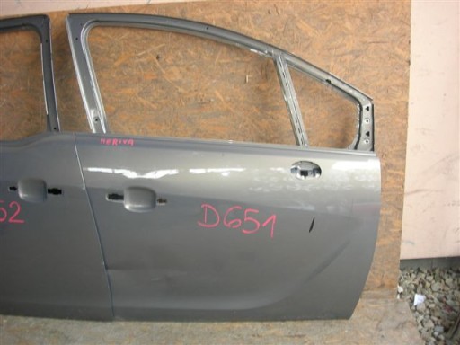 VRATA PREDNJI DESNA OPEL MERIVA 010-