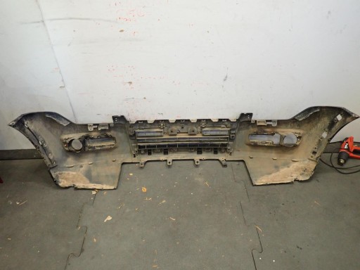BRANIK PREDNJI MITSUBISHI PAJERO IV 2015- 6400G152ZZ