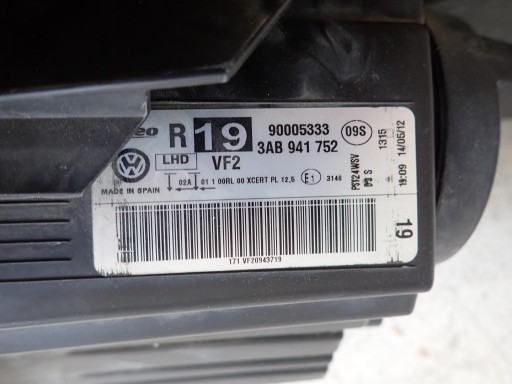 LAMPA FAR PREDNJI DESNI VW PASSAT B7 2010-2014 BI-XENON ZAKRETNI 3AB941752