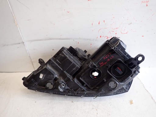 LAMPA FAR PREDNJI DESNI VW PASSAT B7 2010-2014 BI-XENON ZAKRETNI 3AB941752