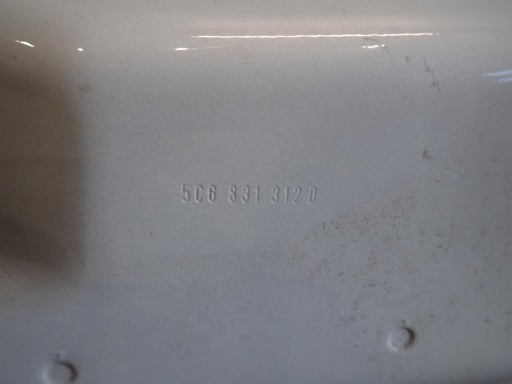 VRATA PREDNJI DESNA VW JETTA 2010- 5C6831312D