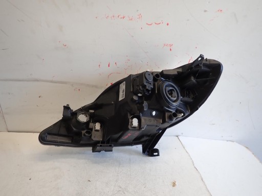 LAMPA FAR PREDNJI DESNI PEUGEOT 107 2005-2012 89554123