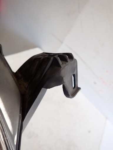 LAMPA FAR PREDNJI DESNI PEUGEOT 107 2005-2012 89554123