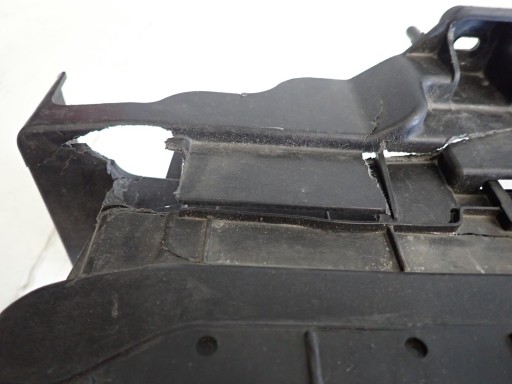 KUČIŠTE VOLAN ZRAKA HYUNDAI GENESIS G70 86961-G9500