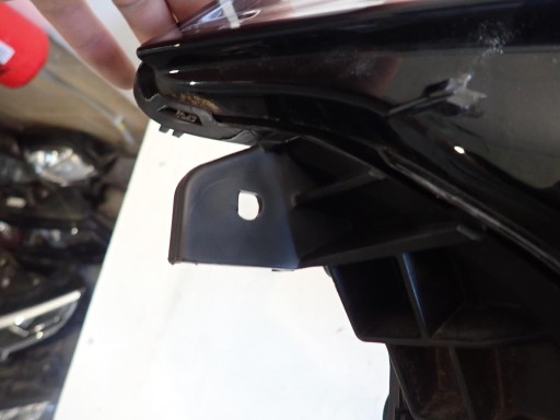 LAMPA FAR PREDNJI DESNI VOLVO XC90 II 2015- FULL LED 31655808