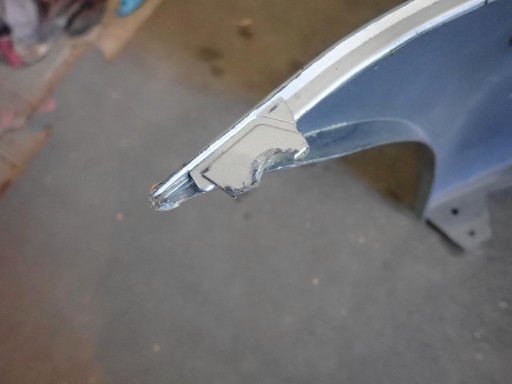 BRANIK PREDNJI TOYOTA AVENSIS T25 2002-2006 52119-05160