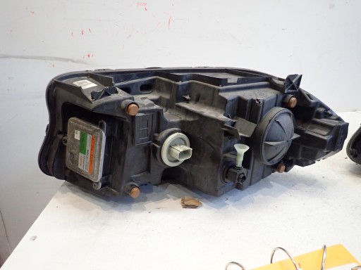 LAMPA FAR PREDNJI DESNI DODGE CHARGER 2015- XENON 0191334