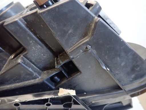 LAMPA FAR PREDNJI LIJEVI DODGE CHARGER 2015- XENON 00190767