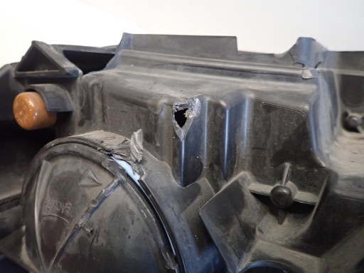 LAMPA FAR PREDNJI LIJEVI DODGE CHARGER 2015- XENON 00190767