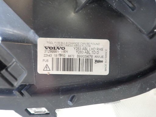 LAMPA FAR PREDNJI DESNI VOLVO S60 V60 2010-2013 BI-XENON ZAKRETNI 31299991 LAMPA FAR PREDNJI DESNI VOLVO S60 V60 2010-2013 BI-XENON ZAKRETNI 31299991