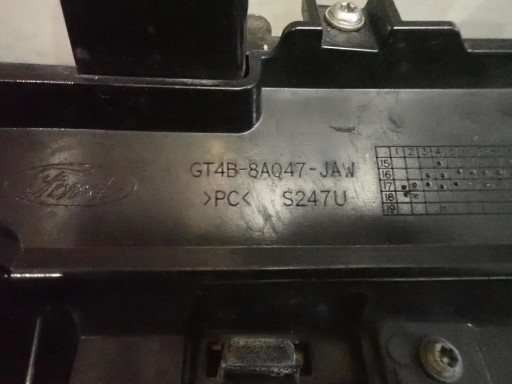 MASKA FORD EDGE 2014- GT4B-8A047-JA