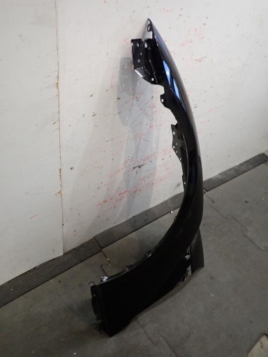 BLATOBRAN PREDNJI LIJEVI NISSAN GTR GT R