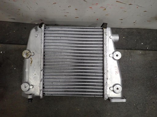 HLADNJAK ZRAKA INTERCOOLER NISSAN GTR D2122A-05