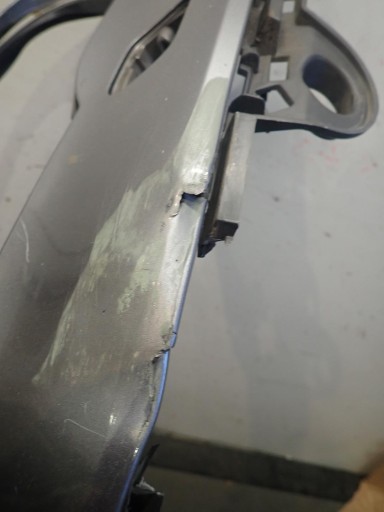 BLATOBRAN PREDNJI DESNI BMW X5 E70 REDIZAJN 2010-