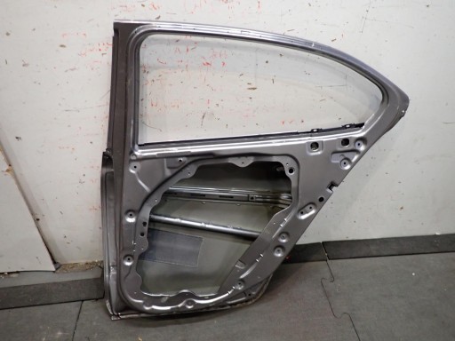 VRATA ZADNJI ZADNJA DESNA HYUNDAI GENESIS G70 SHOOTING BRAKE