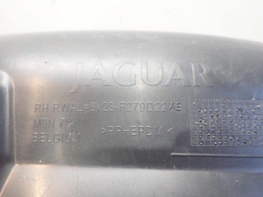 PVC BLATOBRANA DESNI ZADNJI JAGUAR XF 07-11 8X23-F279D22AB