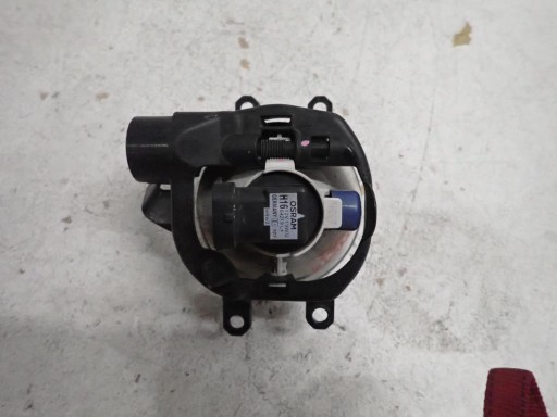 MAGLENKA DESNI TOYOTA AVENSIS T27 VERSO 81210-02110