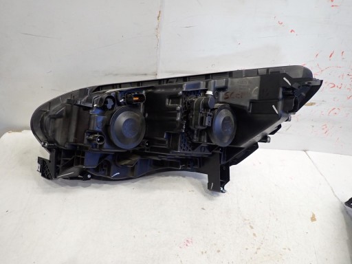 LAMPA FAR PREDNJI DESNI RENAULT SCENIC IV 2016- 260100943 LAMPA FAR PREDNJI DESNI RENAULT SCENIC IV 2016- 260100943