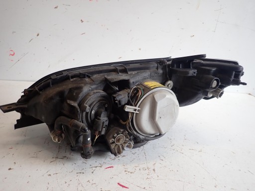LAMPA FAR DESNI SUBARU LEGACY OUTBACK IV REDIZAJN XENON 06