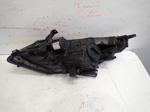 LAMPA FAR PREDNJI DESNI OPEL ZAFIRA C 2012- 13399859 LAMPA FAR PREDNJI DESNI OPEL ZAFIRA C 2012- 13399859