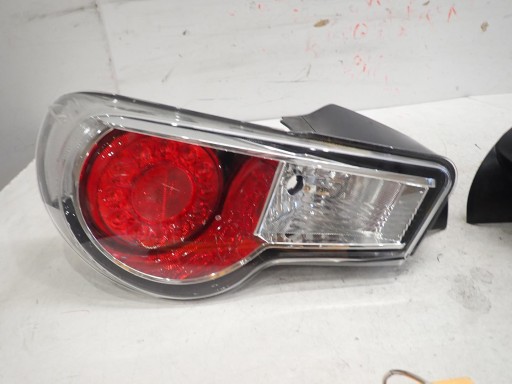 LAMPA FAR ZADNJI ZADNJA  LIJEVI SUBARU BRZ TOYOTA GT86 2012-