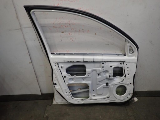 VRATA PREDNJI LIJEVA NISSAN MICRA K13 2010- VRATA PREDNJI LIJEVA NISSAN MICRA K13 2010-